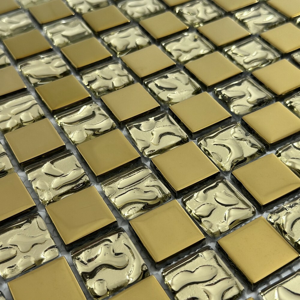 Керамическая Marble Mosaic Glass Мозаика Chic Gold 30х30 в интерьере