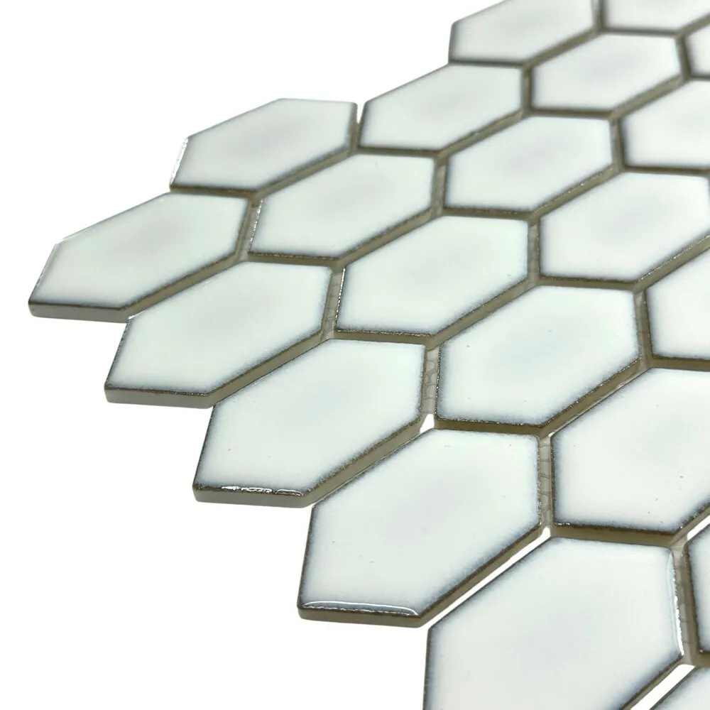 Керамическая Marble Mosaic Glass Мозаика Rombi White Pol 30,3х33 в интерьере