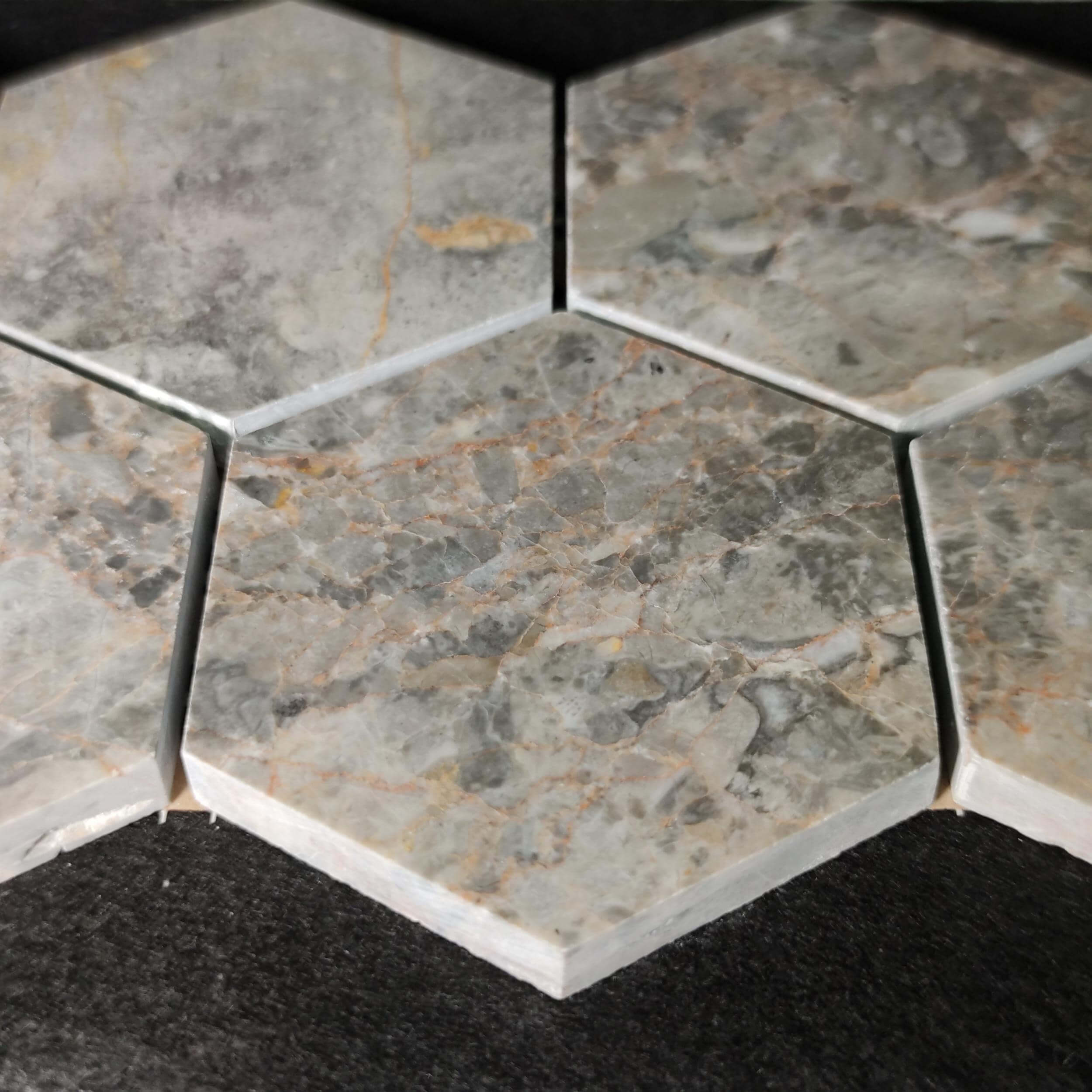 Каменная Stone4Home Мозаика из камня Мозаика Hexagon LgP 74x74 (270X305X9), натур. мрамор в интерьере